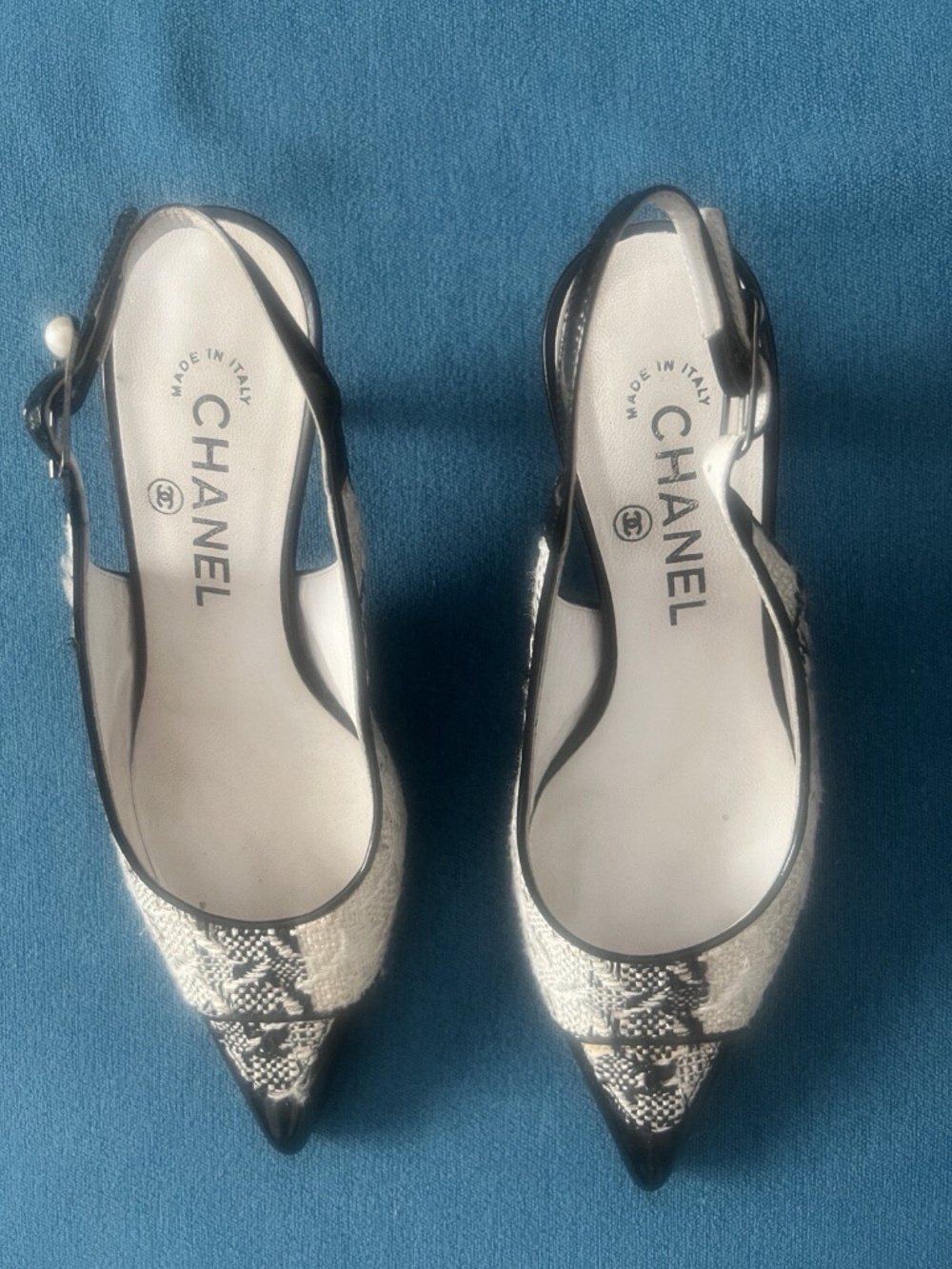 Chanel Vintage Tweed White And Black Kitten Heel Slingbacks Size 36